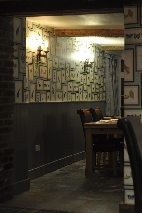 The Angel Inn ワーミンスター エクステリア 写真