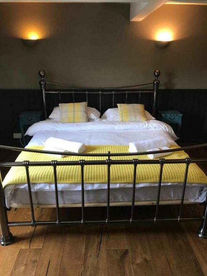The Angel Inn ワーミンスター 部屋 写真
